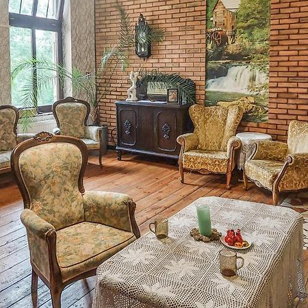 Cozy Home In Raciaski Mlyn With Kitchen Raciaz エクステリア 写真