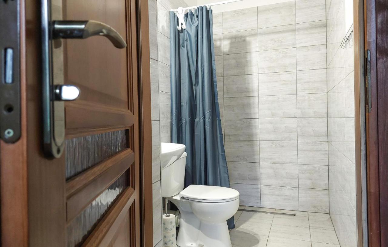 Cozy Home In Raciaski Mlyn With Kitchen Raciaz エクステリア 写真